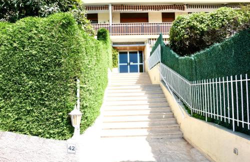 La plage et les commerces accessibles à pied - Foto 17