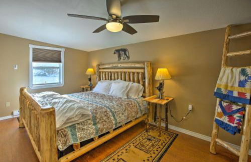 4 Season, Waterfront Houghton Lake House with Dock! - Foto 10