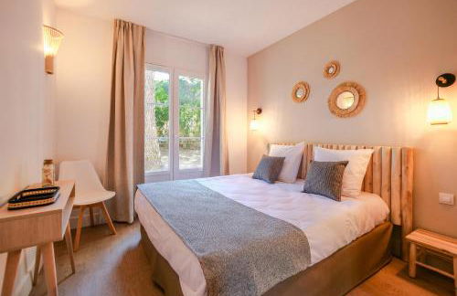 Ombre des pins à Saint Tropez XIX - Foto 1