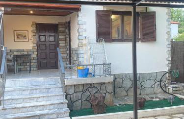 Dimis Right House - Foto 9