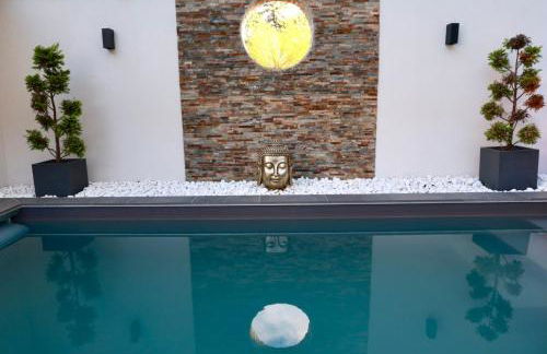 Villa 75m2 avec Piscine et Jacuzzi privés, Sauna et Home-Cinéma à 800m des Commodités - Photo 20