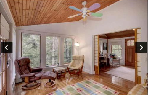 Bright Post & Beam Retreat with Fire Pit & Game Room Near Acadia | Sorrento, Maine - Foto 31