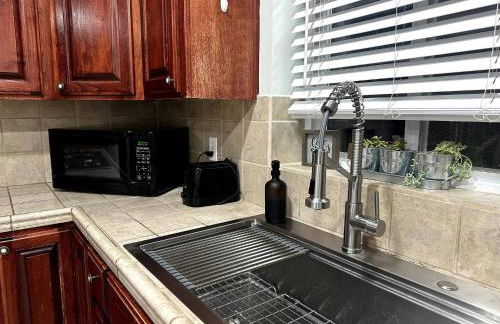 Rustic Retreat 3 bd/2 bth - Large Family Game Area - Foto 13