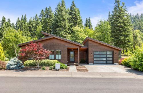 Mountain-View Retreat with Hot Tub & Waterfalls - Foto 53