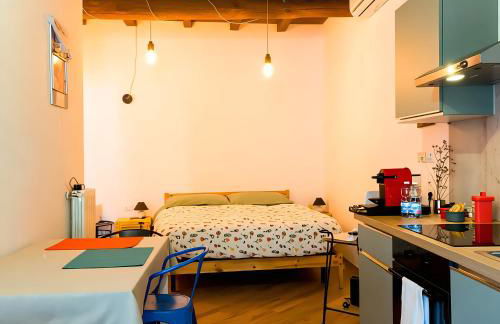 Ruti's House - Monolocale con travi a vista vicino Malpensa e Milano Rho Fiera - Photo 2