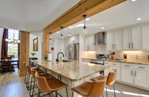 Spacious Winder Getaway with Hot Tub and Game Room! - Foto 7