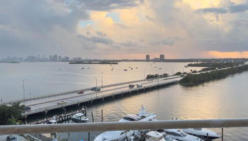 Bella Vista - Water Views Pool and Parking - Foto 4