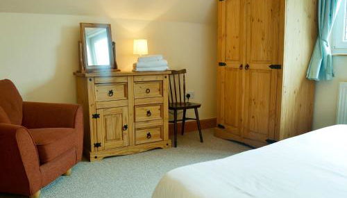 Cressfield Villa - Photo 5