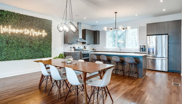 Downtown Luxury - 10 Beds & Free Parking - Foto 4, Zimmer