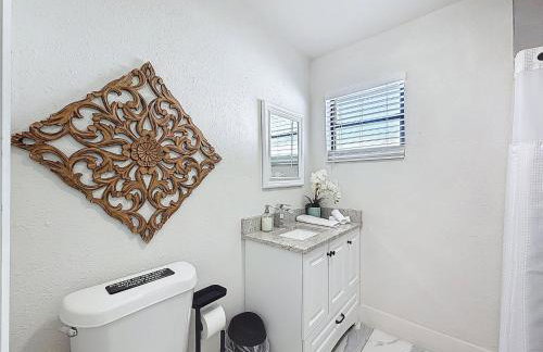 Newly Renovated | Minutes to Riverwalk & Beaches | Tampa Heights - Foto 55