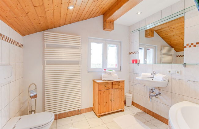 Urbane Apartment in Sankt Gallenkirch With Balcony - Foto 45