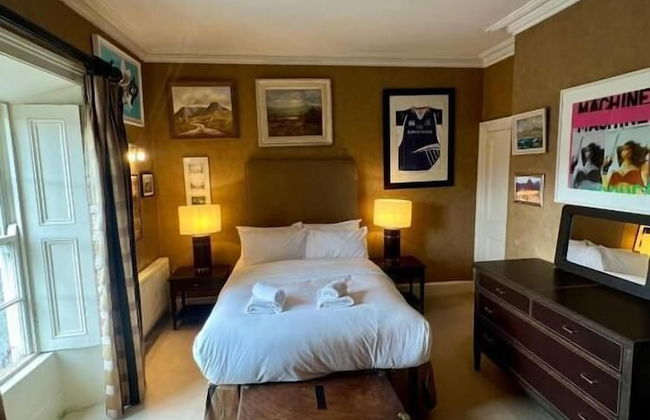 Burlington Townhouse - Photo 5