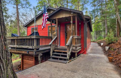 Luxury Mountain Escape Sleeps 25 - Sauna, Hot Tub, Fire Pits - 5 Star Amenities - Photo 12