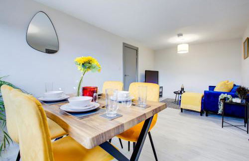 Modern 2 Bed in High Wycombe by ARP Homes, Ideal for Families or Business, Free Parking - Foto 24