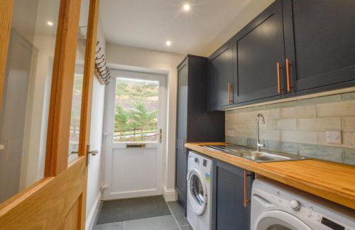 Blackmount House - Photo 11