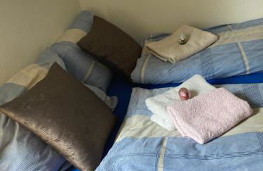 Toll Apartment mit privatem Eingang free Parking Slbst Check-in 30 Zone ruhig keine Ferienwohnung - Photo 4