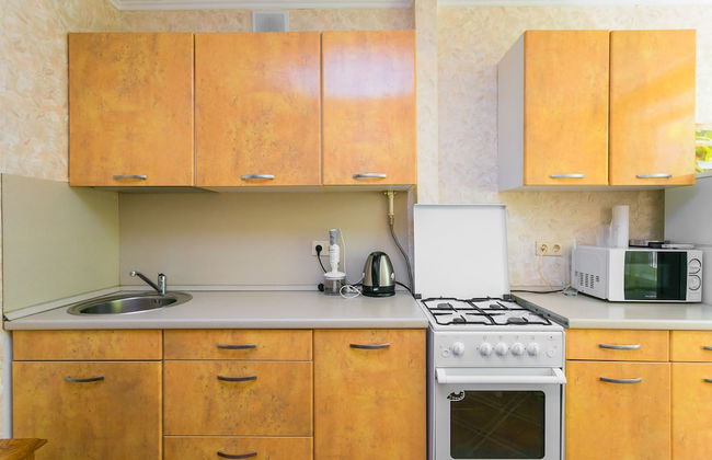 Apartment on Tryokhgorny Val - Photo 15