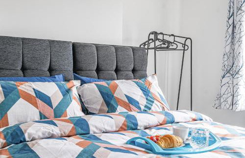 3-Bed, Sleeps 6, Near M1/M62 - Foto 15