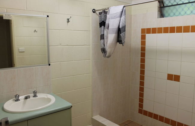 Oasis Inn Cairns - Photo 35