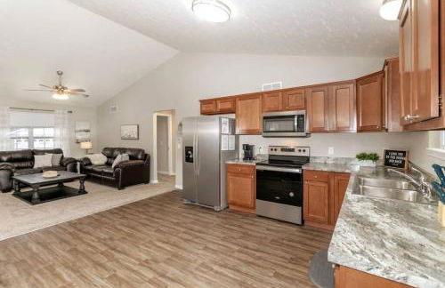 Beautiful NEW Home among the Nook in Hamilton, OH - Foto 4