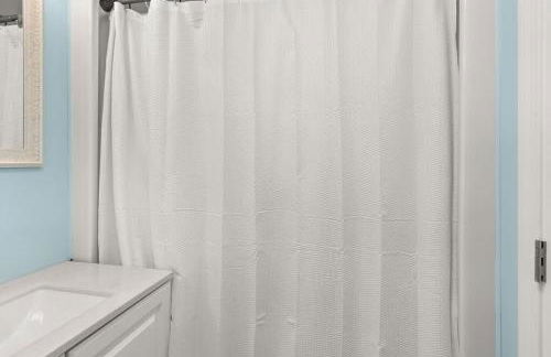 Snug Seaside Views From Couch Walk to Beach - Foto 22