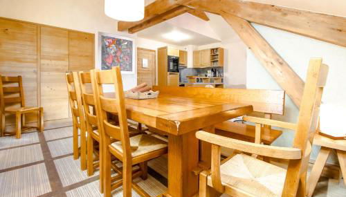 Exceptional 3 bed Penthouse with fireplace and stunning views - Photo 5