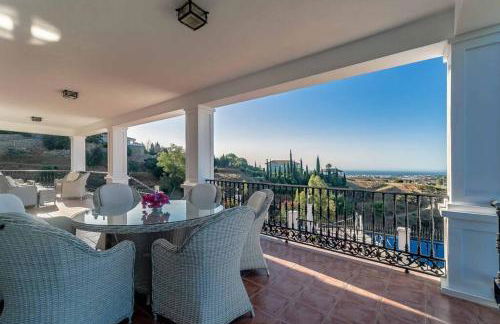 49-Exclusive Villa With Private Pool & Breathtaking Views in Mijas! - Photo 4