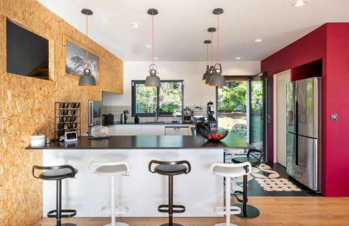 Les Muriers - Stunning wooden modern house - Photo 10