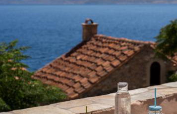 Myrsini's Castle House - Comfortable Residence with Large Balcony & Sea View - Photo 25