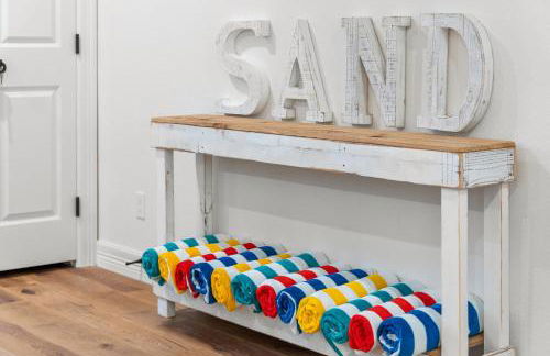 Seabrook 3BR Sleeps 10 w Backyard, Fire Pit Near Kemah - Foto 30