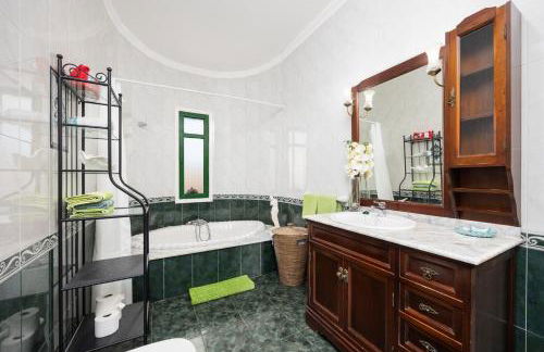 Villa Sol Y Mar - Photo 29