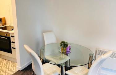 City Blessed Aptm 2 with free parking - Foto 5