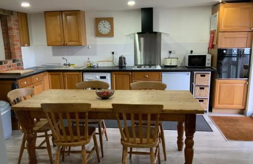 woodpecker cottage at frog trotters cottages - Foto 23