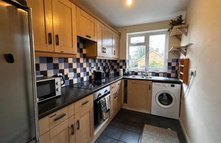 Cozy 2 Bedroom Apartment close to Town Centre - Foto 11