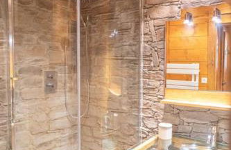 Le Refuge de Louis, authentique grange rénovée avec sauna - Foto 17