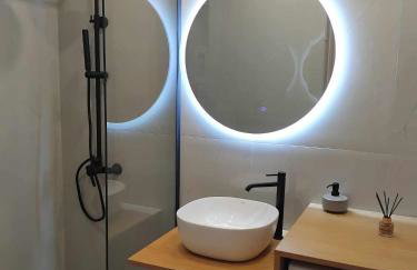 Simple, Calm and Luxurious - Photo 29