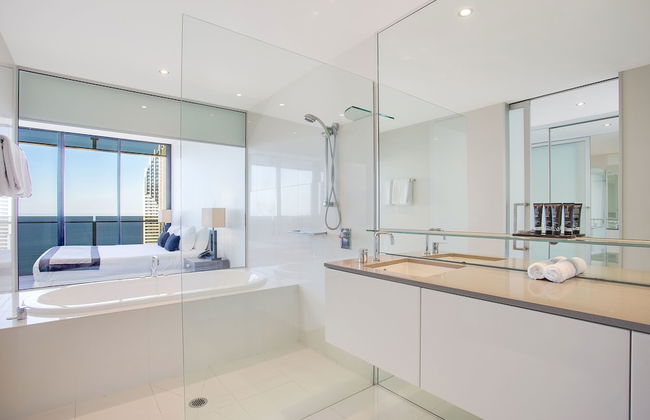 Mantra Circle on Cavill - Photo 67