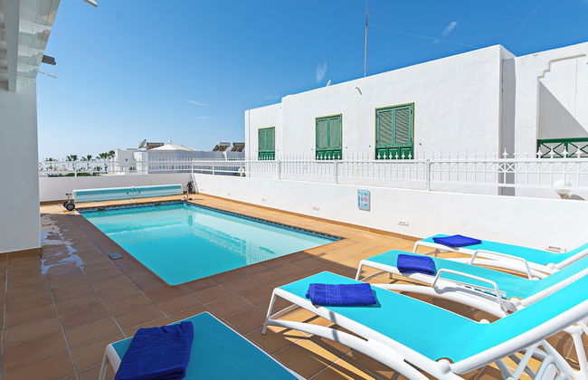 3 Bed Villa - Pool, Patio, Outdoor Dining Terrace - Photo 17