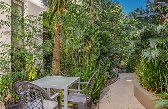 Bayview Beachfront Apartments, in town right on the beach - Foto 42