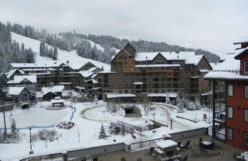 Ski-In / Ski-Out 1 Bedroom Condo base of WP Resort - Foto 34