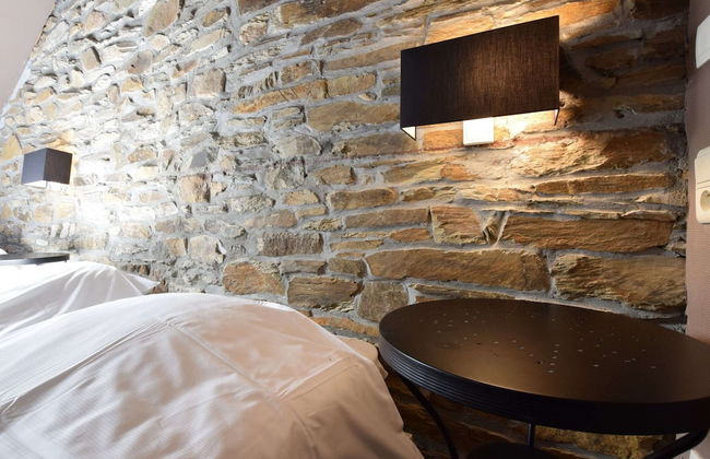 Alluring Farmhouse in Lavacherie with Hot Tub - Photo 10