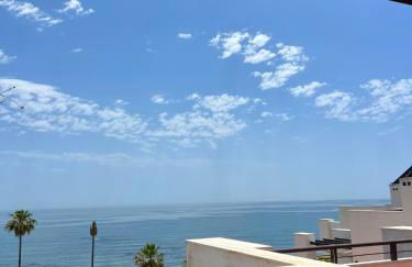 SEAVIEW PENTHOUSE PREMIUM LUXURY-Casares Del MAR - Photo 40