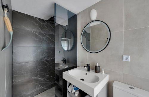 Stilvolle Apartments mit Kamin - Schlossblick und großer Terrasse 2-4 Zimmer 50-140qm - nahe A1 und Schloss Burg - Köln - Foto 10