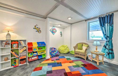 Northern Nights Beachfront Cottage in Kalkaska - Foto 25