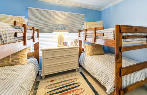 Marina Views, Walk to Beach: Atlantic Beach Condo! - Foto 19