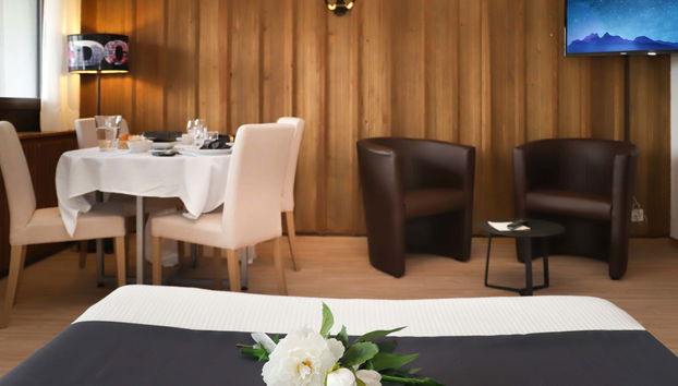 Gamat 30 - Foto 3, Living Room