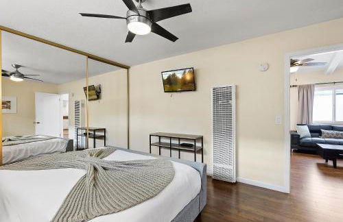 Pacific Paradise - Large Patio, Hot Tub, Short Walk to Beach, & Parking - Photo 19