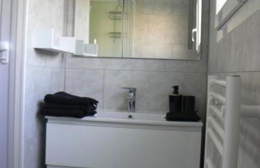 Les volets verts - Foto 15