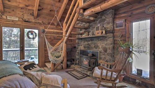 Cabin Private Hot Tub, Walk to Pats Peak Ski Area - Foto 2