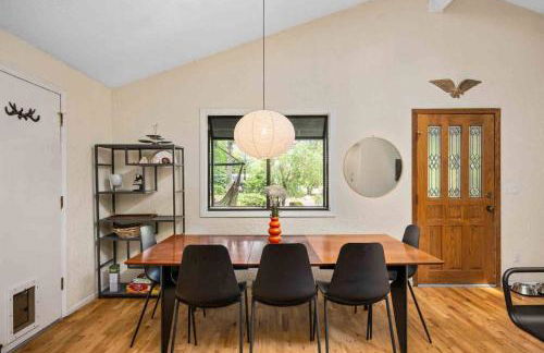 Cozy River Forest Retreat - Foto 18